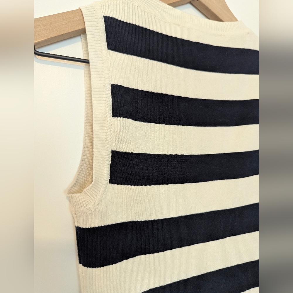 Zara Black/Navy and Cream Striped Crewneck Cropped Sweater Size Small - Picture 4 of 7